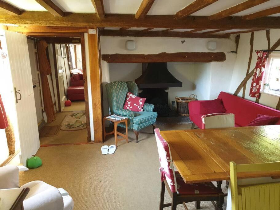 Entire Thatched Cottage Melbourn Exterior photo